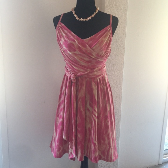 Jennifer Lopez Dresses & Skirts - Jennifer Lopez Pink & ecru strappy dress